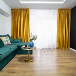 Top Location - Contemporary Parliament View - 2Br
